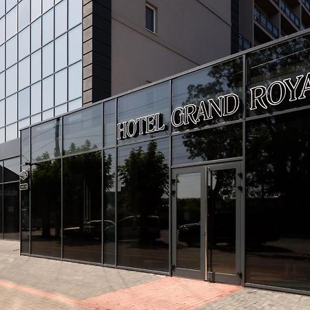 Hotel Grand Royal Chernivtsi Exterior foto
